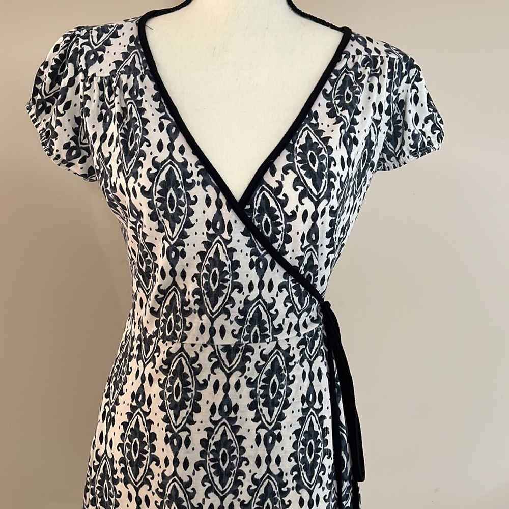 💙🦋🐟Pretty Blue Tie Around Women’s Dress - Picture 3 of 7